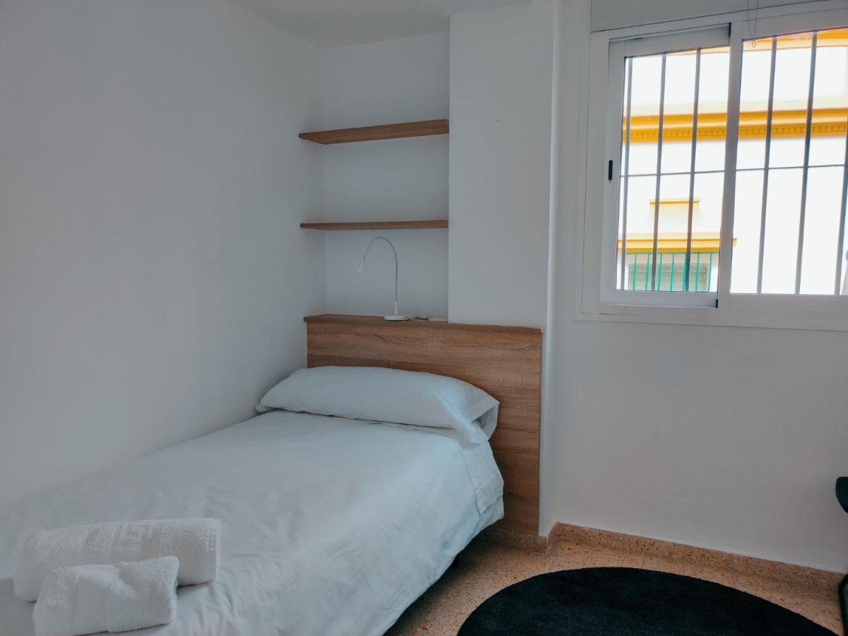 Ferienwohnung Casa Hiniesta.Amplia Y Luminosa.Perfecta Familias! Sevilla Exterior foto